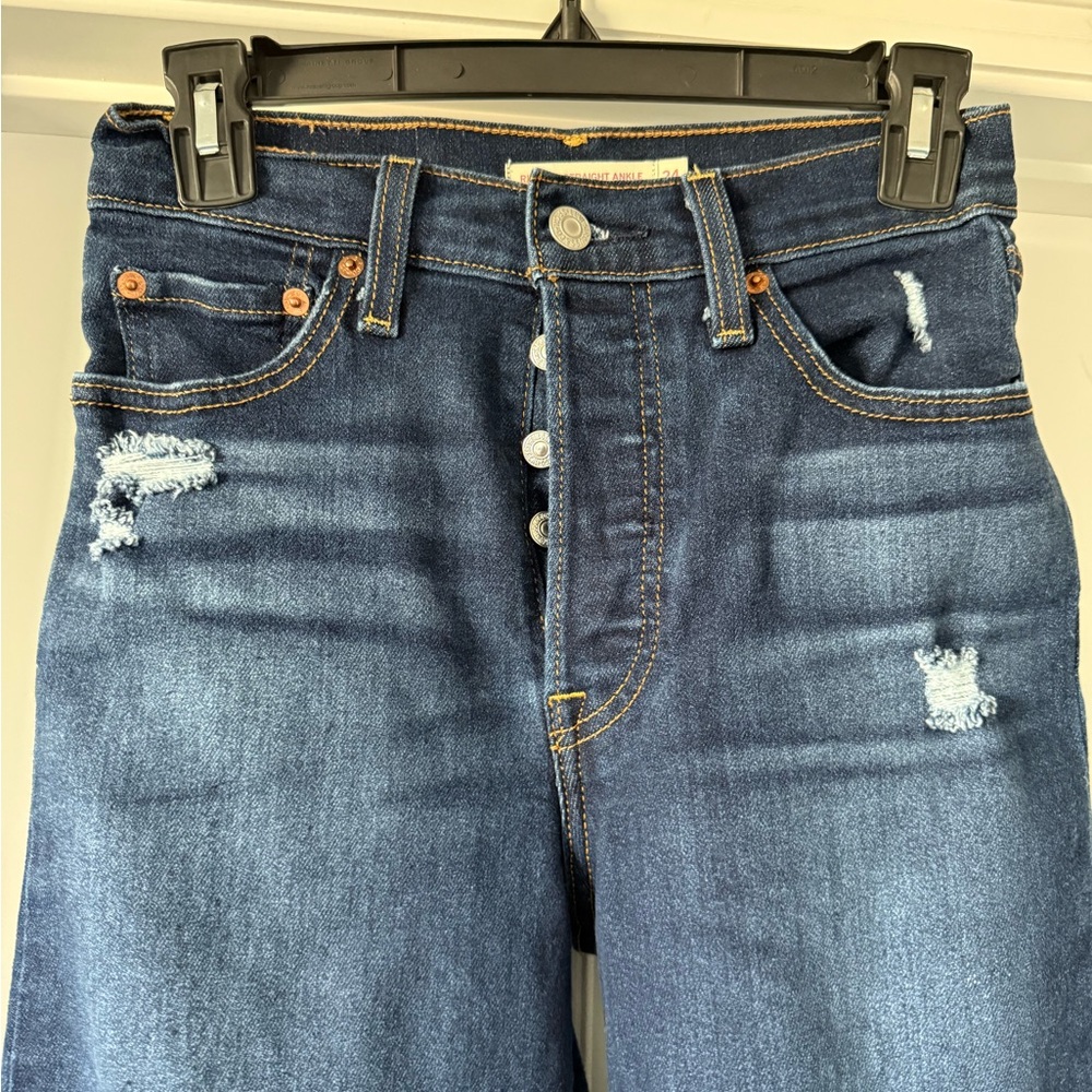 Levi's Dark Blue Jeans